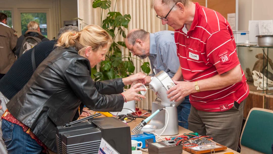 Stichting Repair Café International-actionPhoto