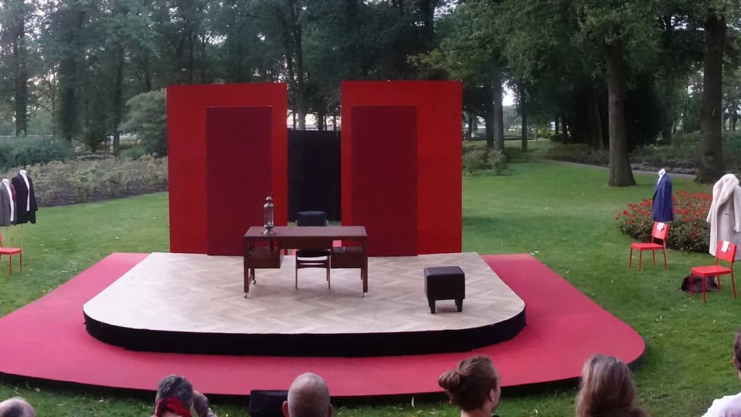 Stichting Theatergroep Smeedwerk-actionPhoto_DSC03276_DCE.JPG