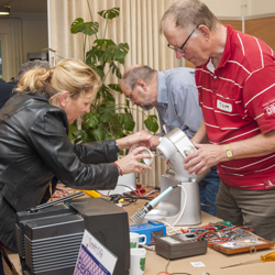 Repair Café is samen repareren