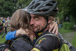 Tekstschrijver Gezocht Voor Jubileum Glossy