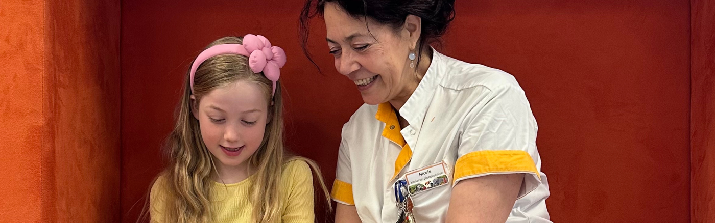 Ontwerp A5 Boekje Voor Hospital Hero