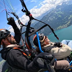 Paragliden in de Alpen