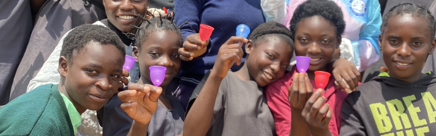 Menstruatiecup campagne huisstijl & materiaal design