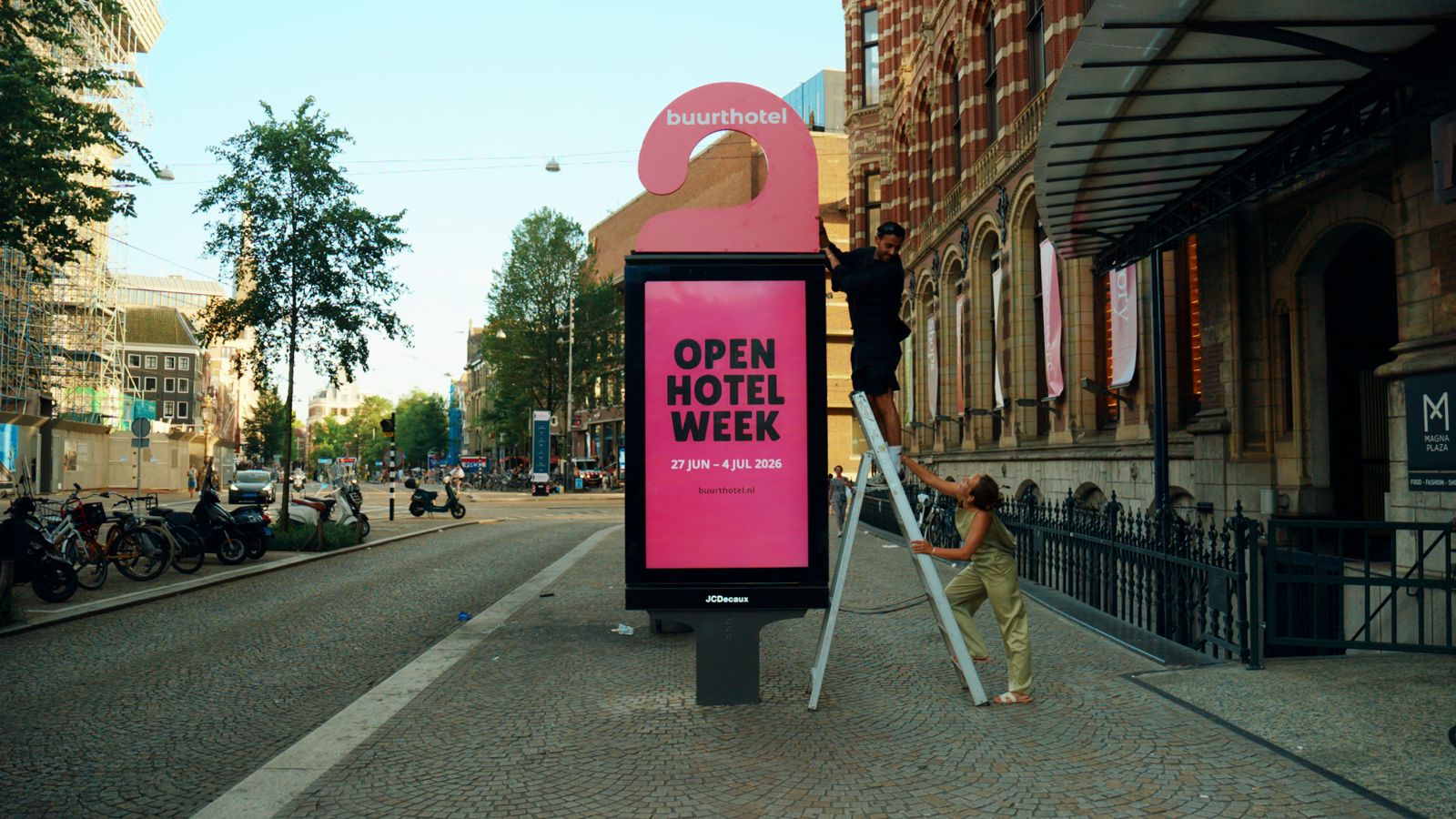 3 social media reels over Buurthotel
