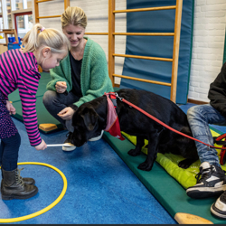 Liselore en  schoolhond Ollie