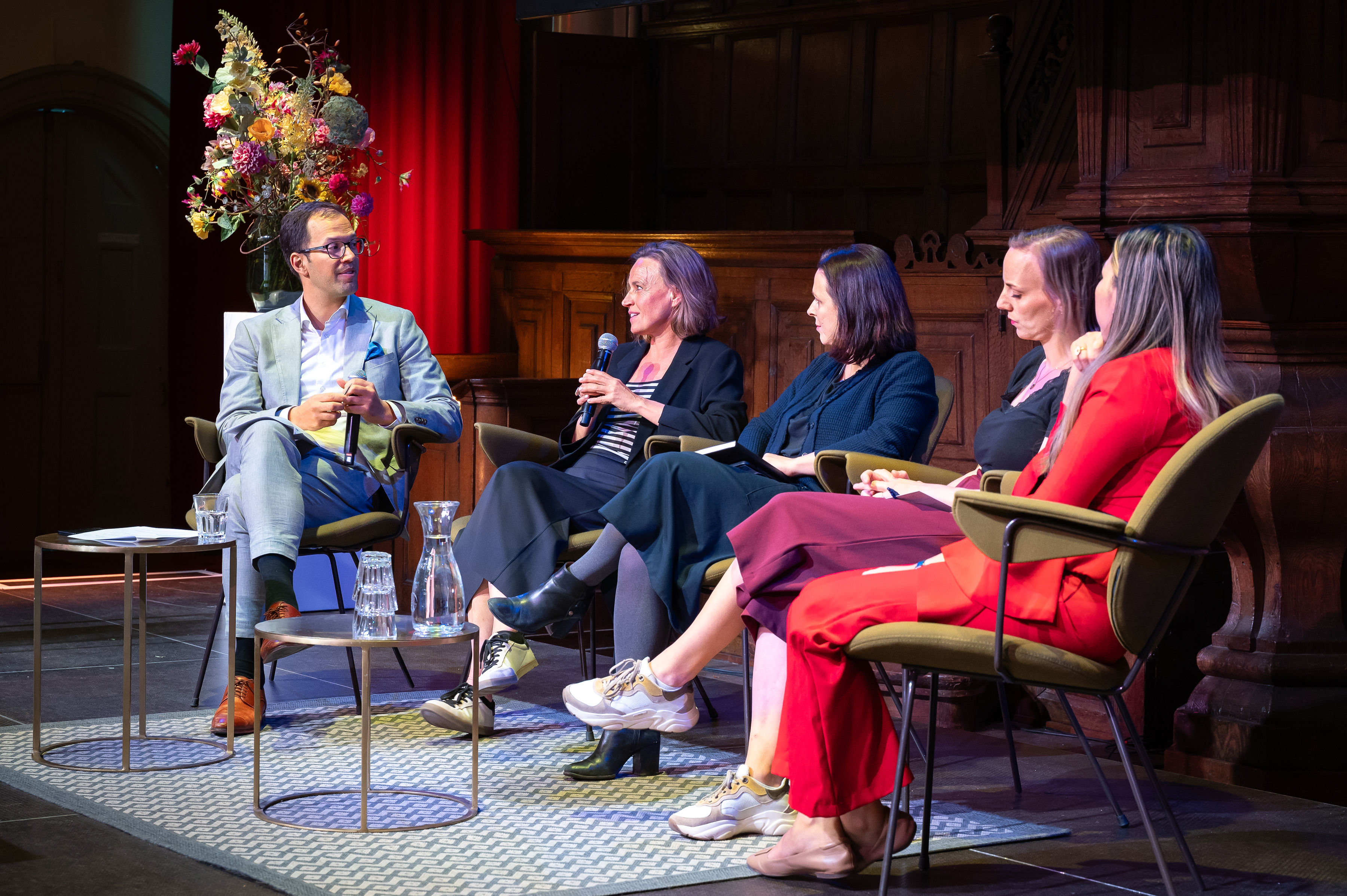 Fotoreportage seminar over onze rechtsstaat in Den Haag