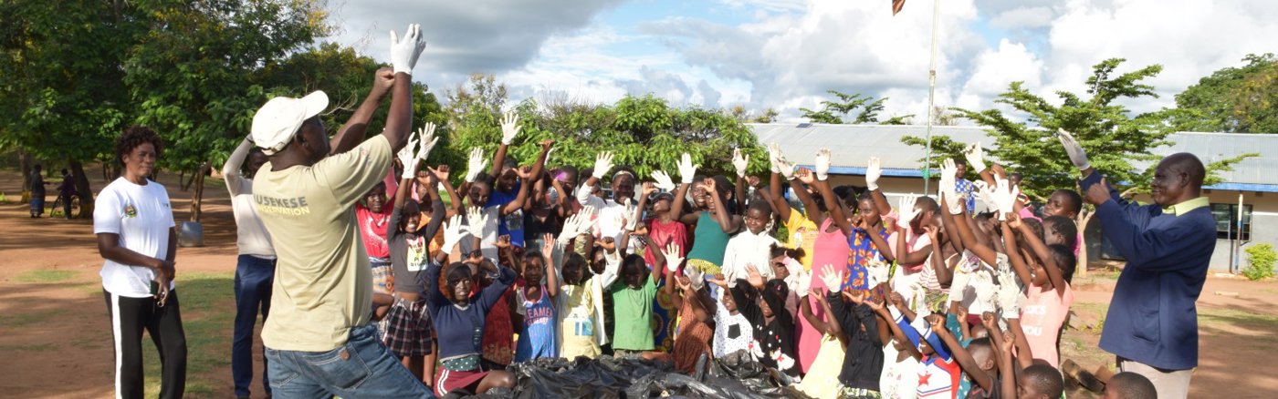 A4 flyer ontwerp voor organisatie