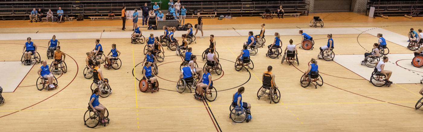 Campagne huisstijl met materiaal ontwerpen